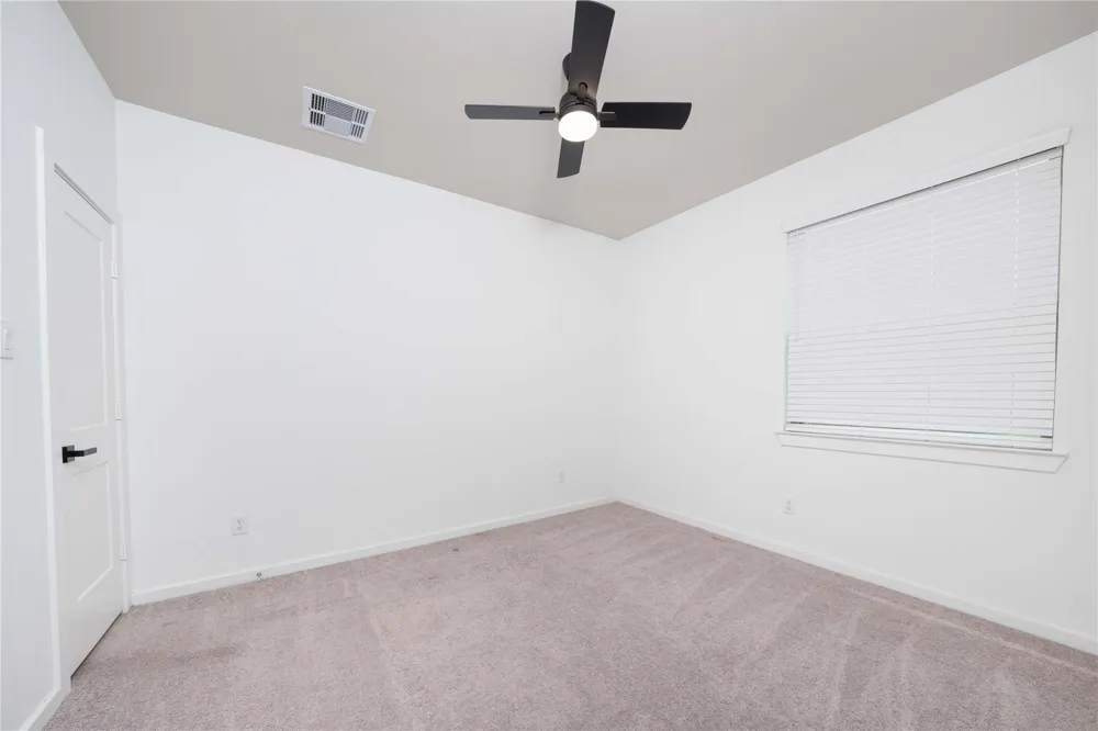 4994 Caranza Court Rosharon, TX 77583