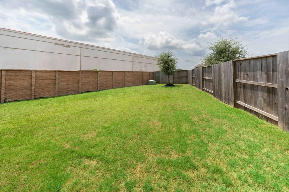 4994 Caranza Court Rosharon, TX 77583