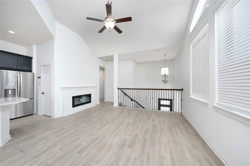 4994 Caranza Court Rosharon, TX 77583