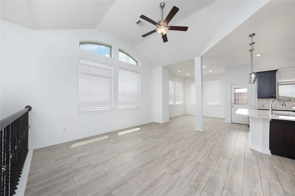 4994 Caranza Court Rosharon, TX 77583