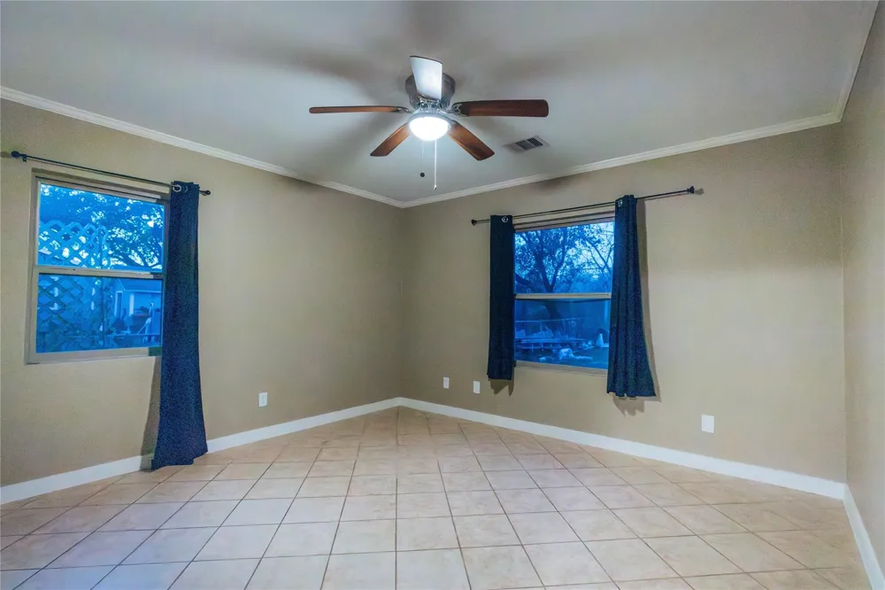 5617 Schutz Street Houston, TX 77032