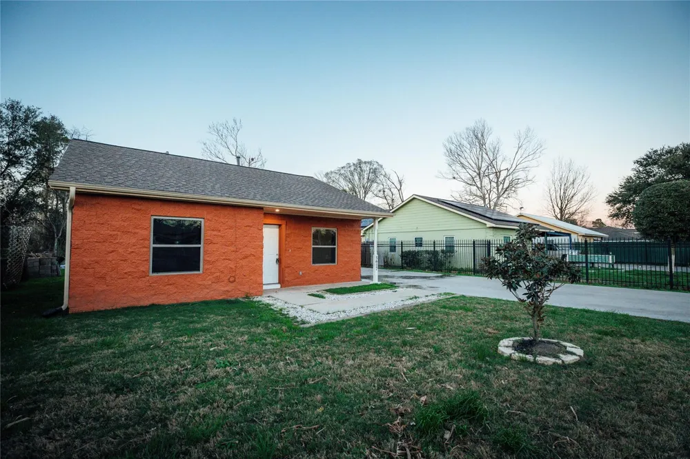 5617 Schutz Street Houston, TX 77032