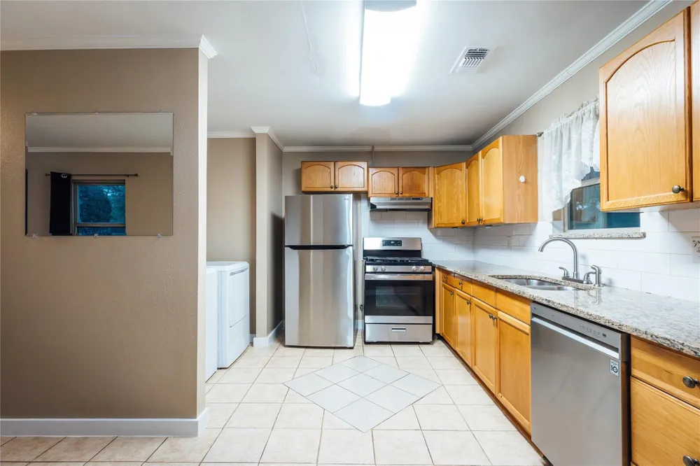 5617 Schutz Street Houston, TX 77032