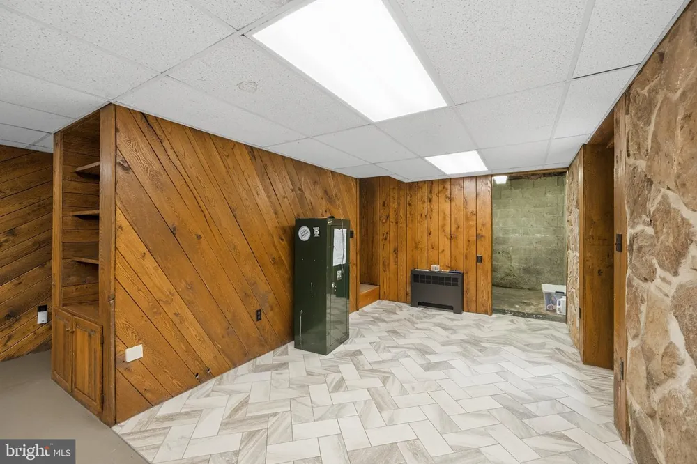 5847 BITTINGER ROAD Swanton, MD 21561