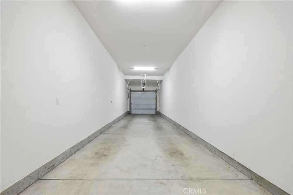 27212 Diamond Peak Lane #203 Valencia, CA 91381