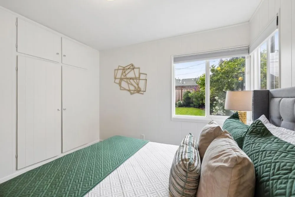 261 36th Avenue San Mateo, CA 94403