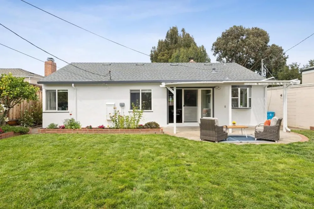 261 36th Avenue San Mateo, CA 94403