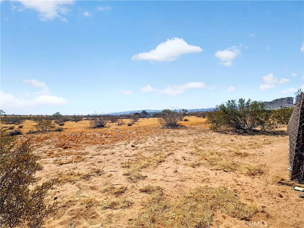 60850 Duvall Drive Joshua Tree, CA 92252