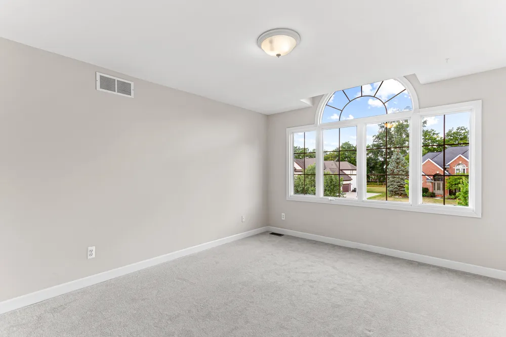 22390 Diamond Court Farmington Hills, MI 48335