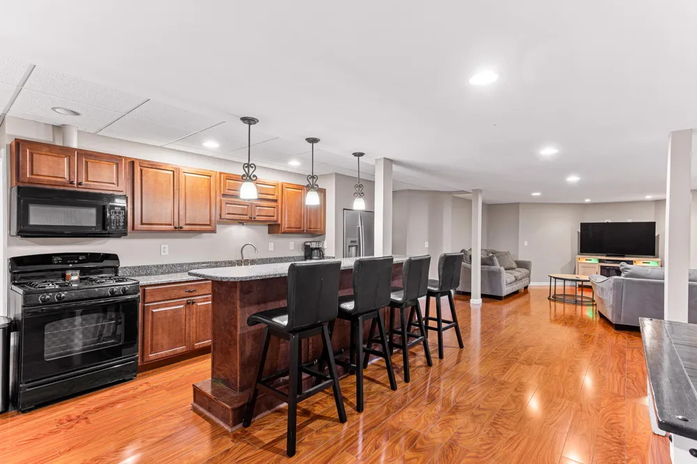 22390 Diamond Court Farmington Hills, MI 48335
