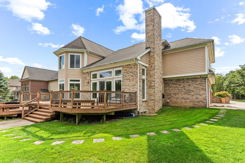 22390 Diamond Court Farmington Hills, MI 48335
