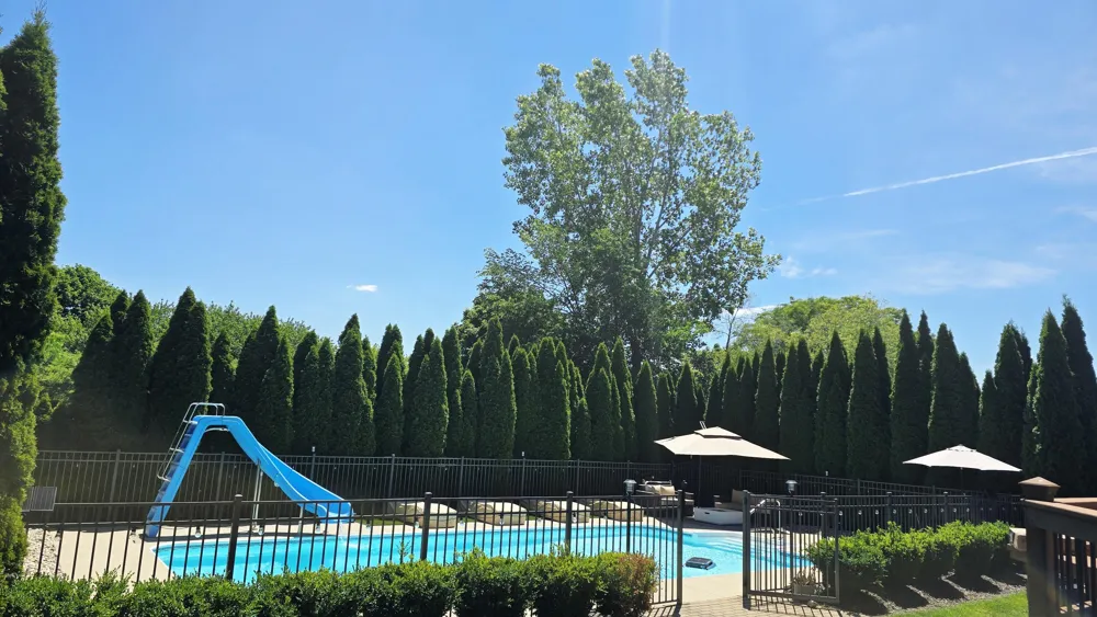 22390 Diamond Court Farmington Hills, MI 48335