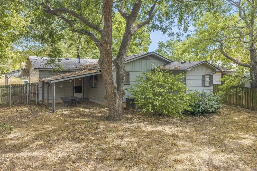 125 Frances Street Healdton, OK 73438