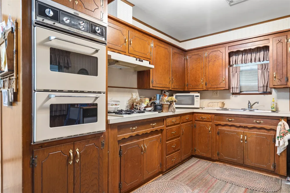 125 Frances Street Healdton, OK 73438