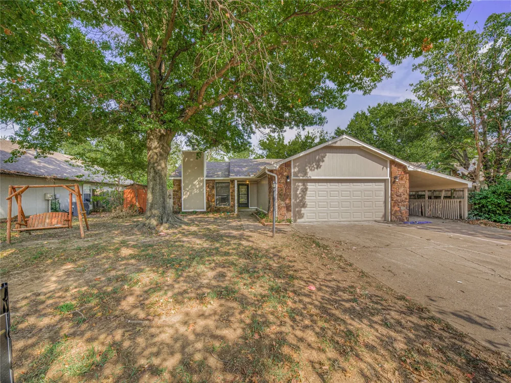 17703 S Tacoma Street Mounds, OK 74047