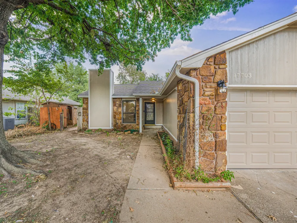 17703 S Tacoma Street Mounds, OK 74047