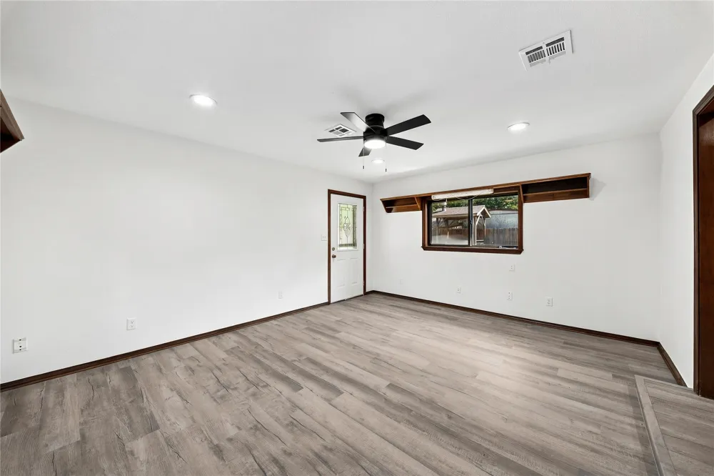 17703 S Tacoma Street Mounds, OK 74047