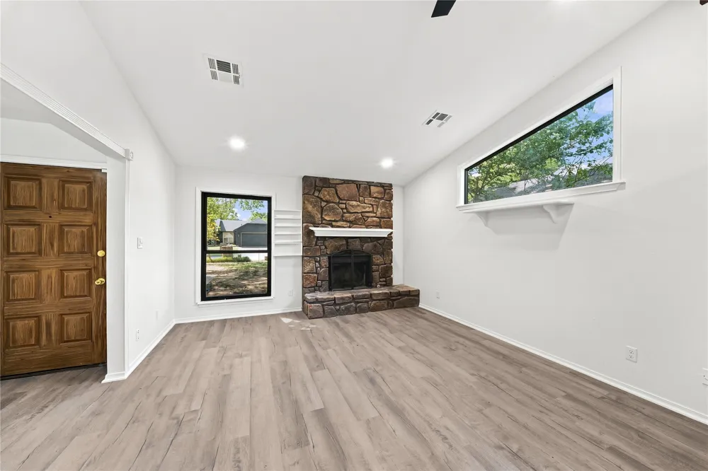 17703 S Tacoma Street Mounds, OK 74047