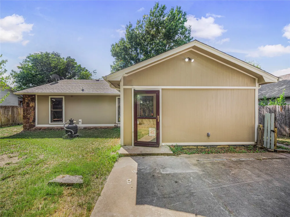 17703 S Tacoma Street Mounds, OK 74047