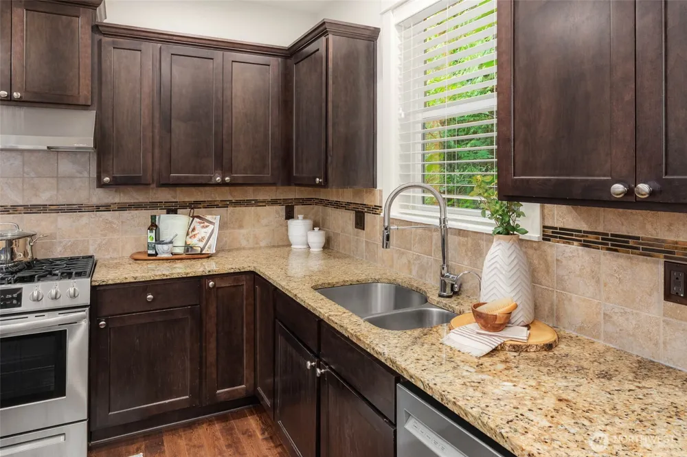 17019 NE 118th Way Redmond, WA 98052