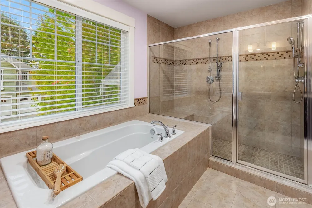 17019 NE 118th Way Redmond, WA 98052