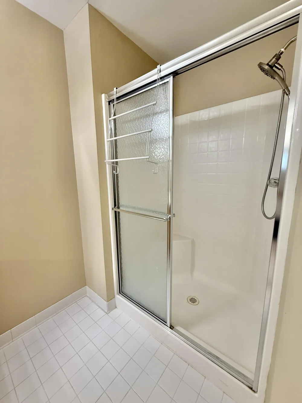 2737 Barclay Way Ann Arbor City, MI 48105