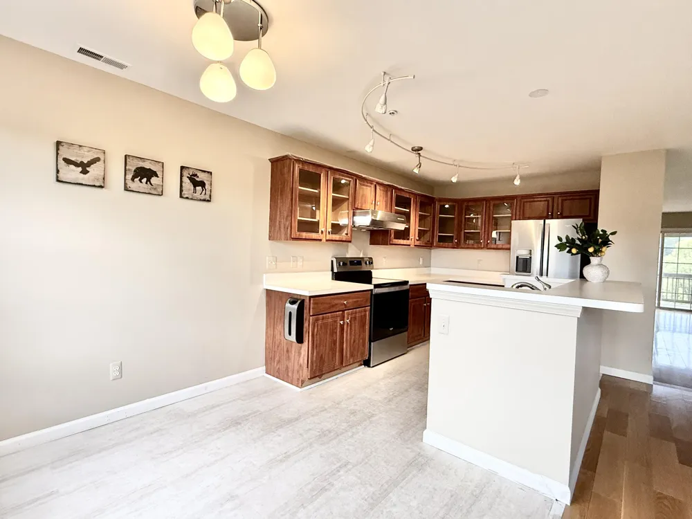 2737 Barclay Way Ann Arbor City, MI 48105