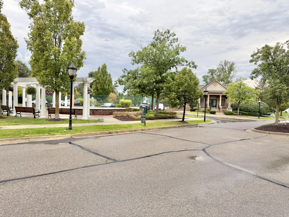 2737 Barclay Way Ann Arbor City, MI 48105