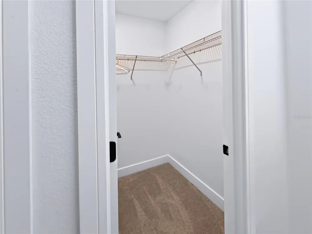 5194 NORTHERN FLICKER DRIVE St Cloud, FL 34771