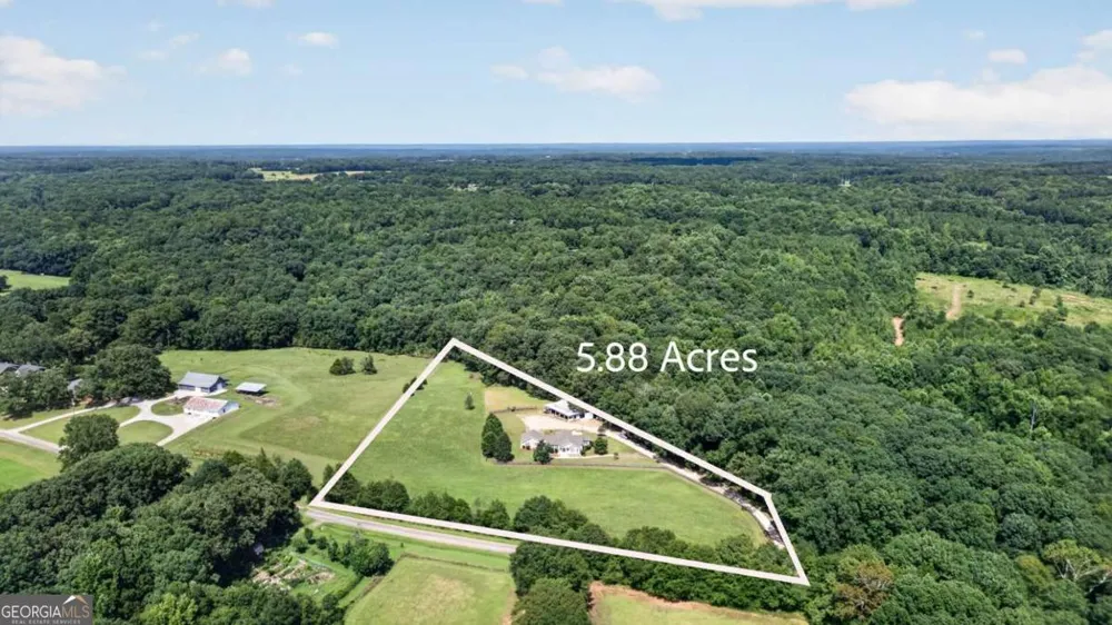 849 Floyd RD Danielsville, GA 30633