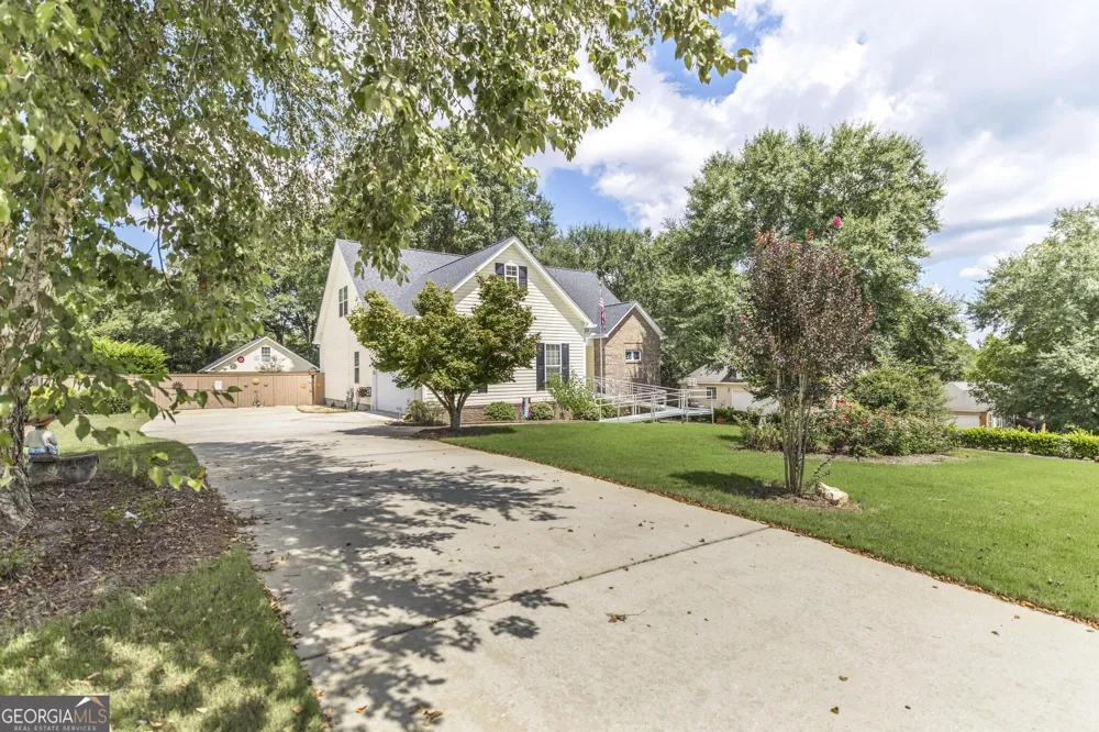 250 Natchez TRCE Macon, GA 31216