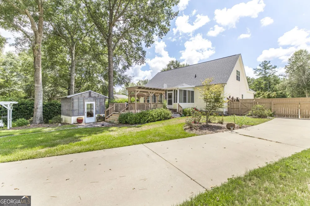 250 Natchez TRCE Macon, GA 31216