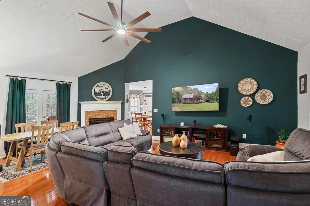 337 McKibben DR Locust Grove, GA 30248