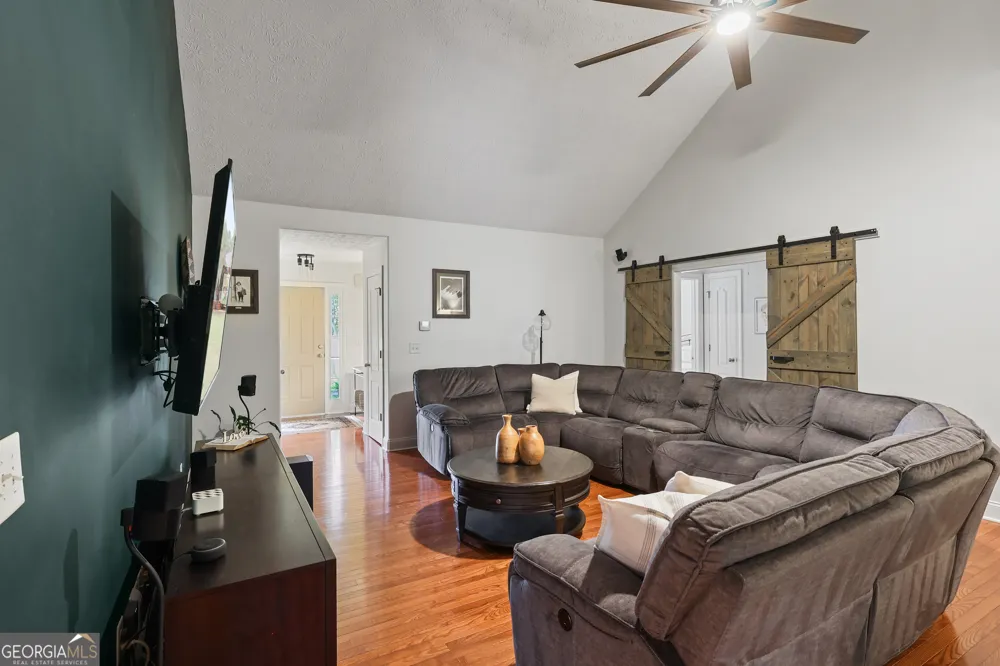 337 McKibben DR Locust Grove, GA 30248