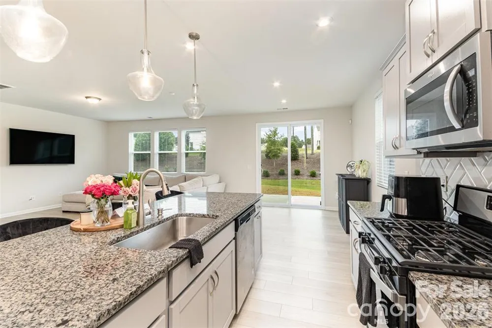 4113 Matindale Way Charlotte, NC 28216
