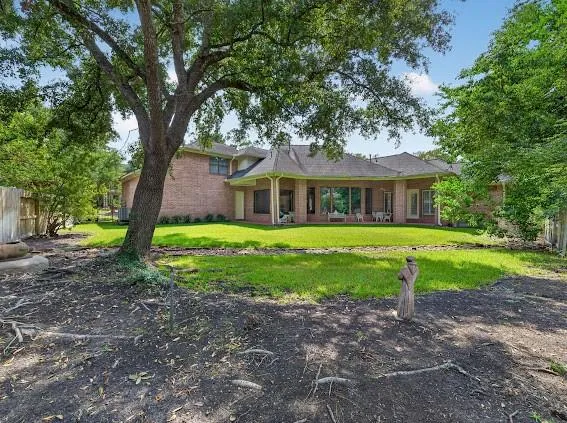 24602 W Kingscrest Circle Spring, TX 77389
