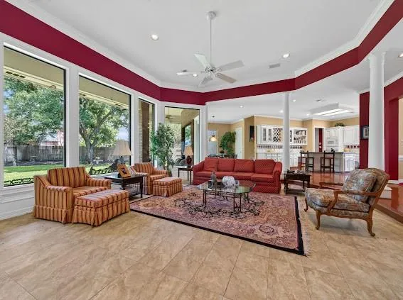 24602 W Kingscrest Circle Spring, TX 77389