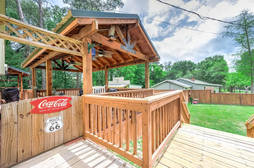 100 Magnolia Place Coldspring, TX 77331