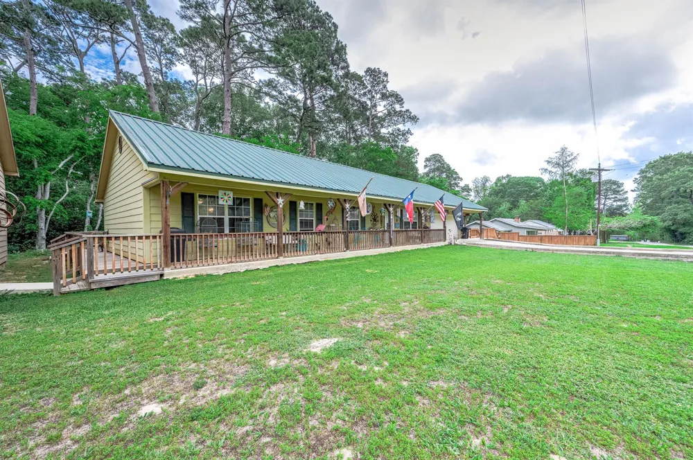 100 Magnolia Place Coldspring, TX 77331