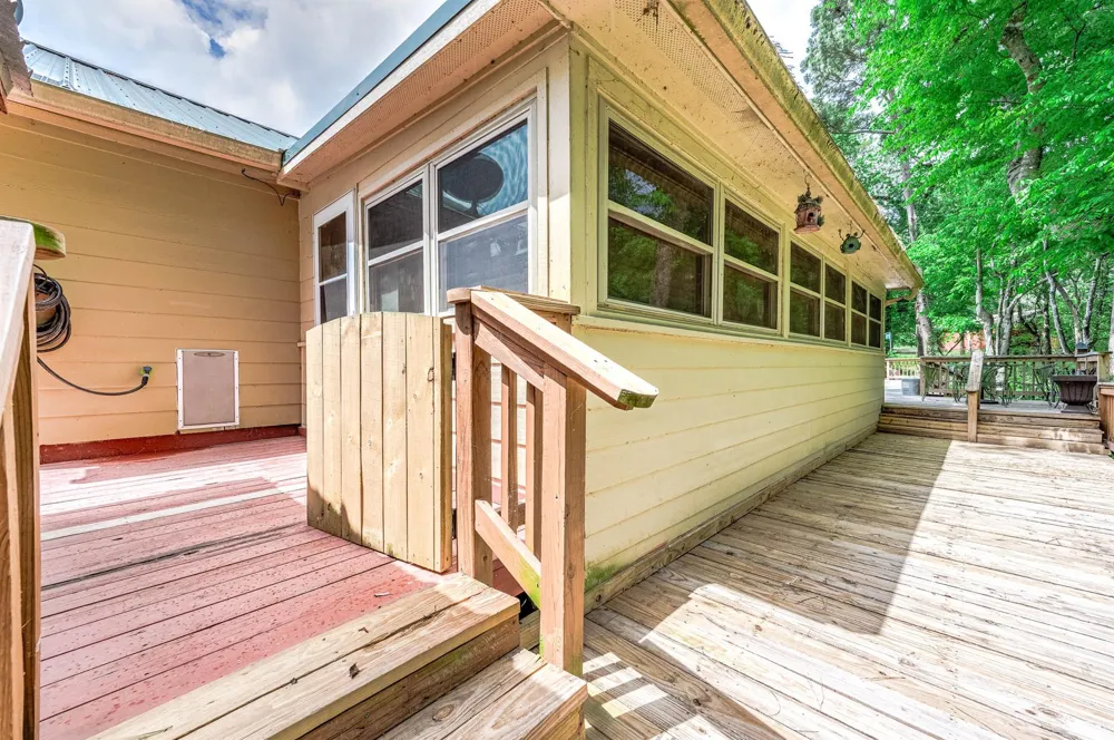 100 Magnolia Place Coldspring, TX 77331