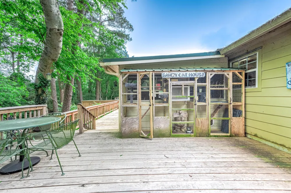 100 Magnolia Place Coldspring, TX 77331