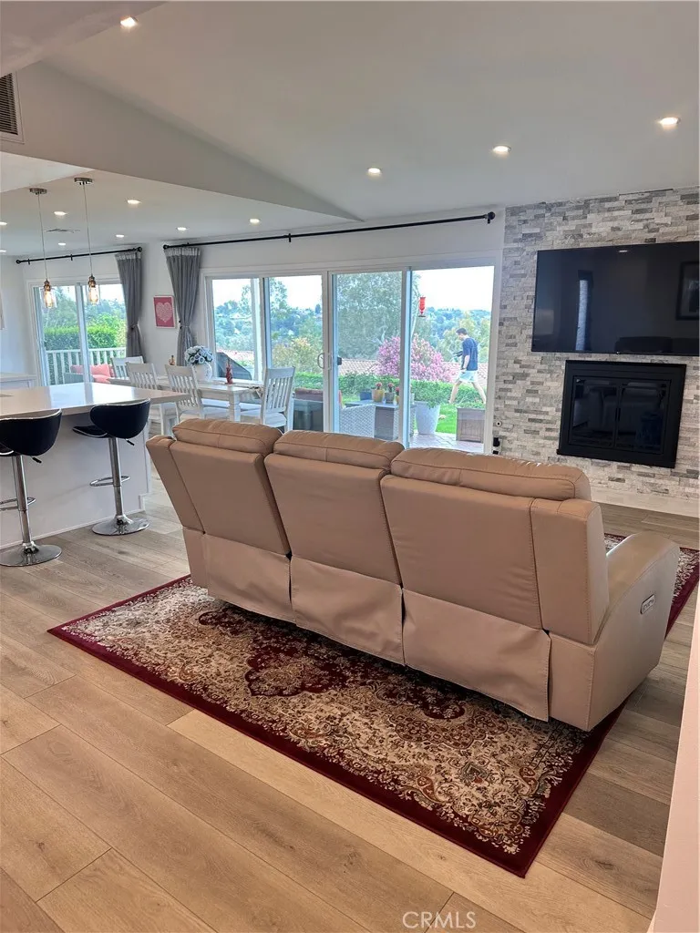 28032 Calle Casal Mission Viejo, CA 92692