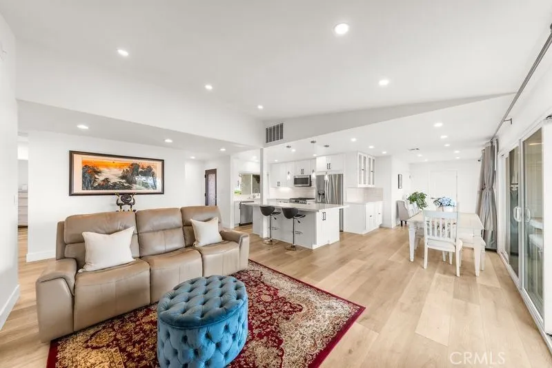 28032 Calle Casal Mission Viejo, CA 92692