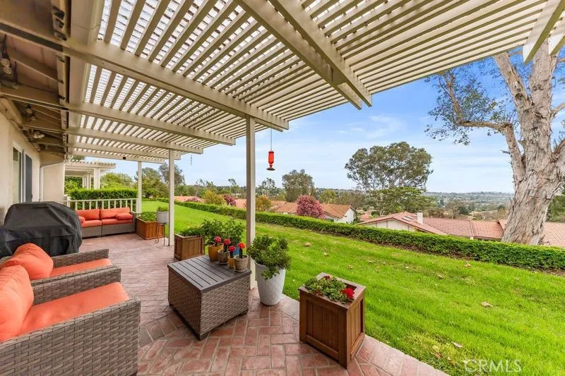 28032 Calle Casal Mission Viejo, CA 92692