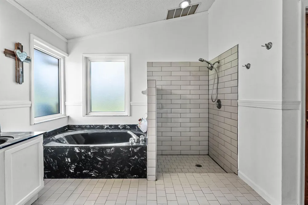18429 Sycamore Drive W Loxahatchee, FL 33470