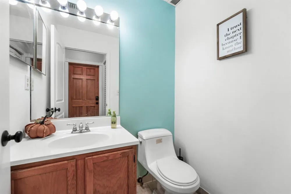 18429 Sycamore Drive W Loxahatchee, FL 33470