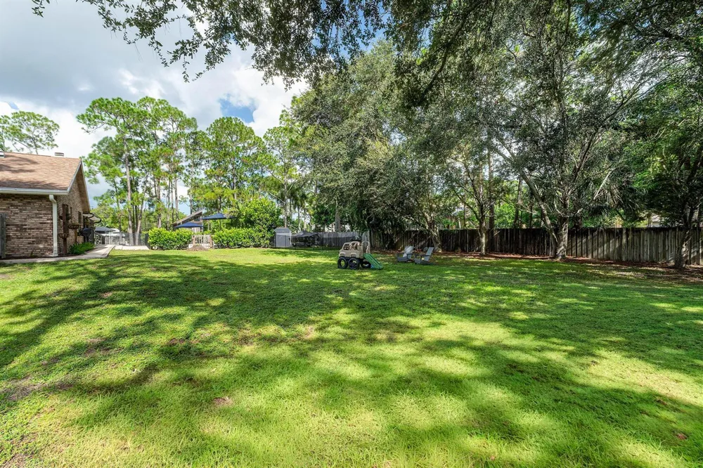 18429 Sycamore Drive W Loxahatchee, FL 33470