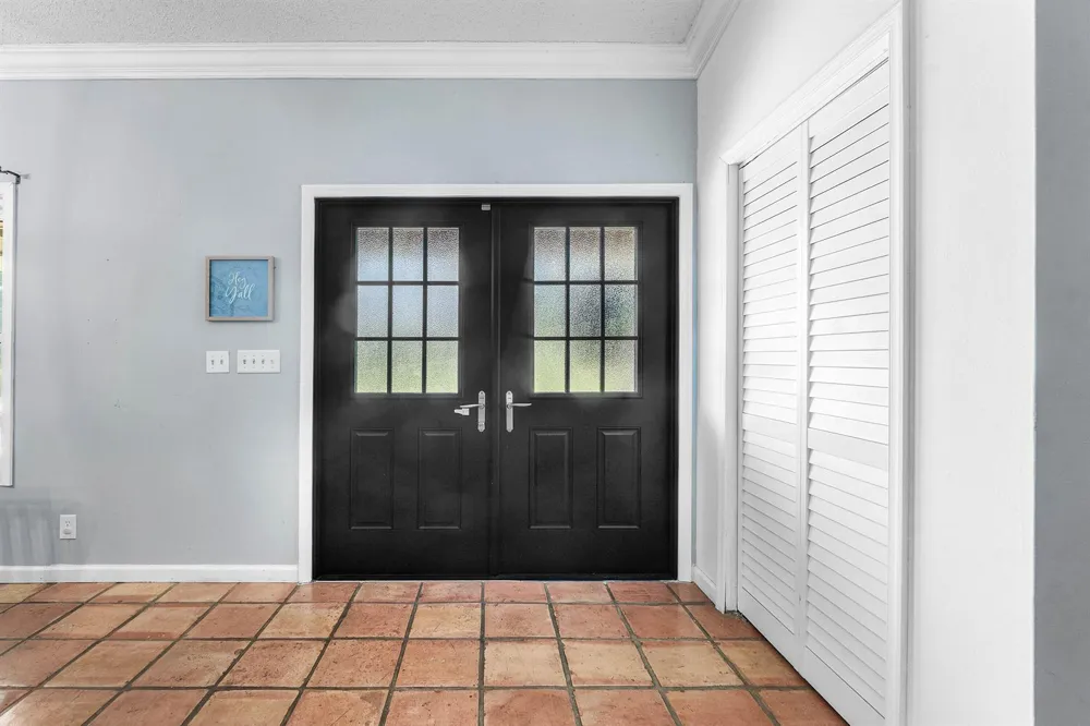 18429 Sycamore Drive W Loxahatchee, FL 33470