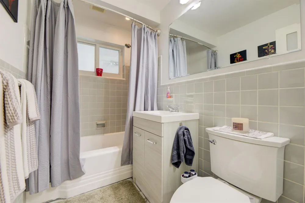 1743 NE 27TH STREET Wilton Manors, FL 33334