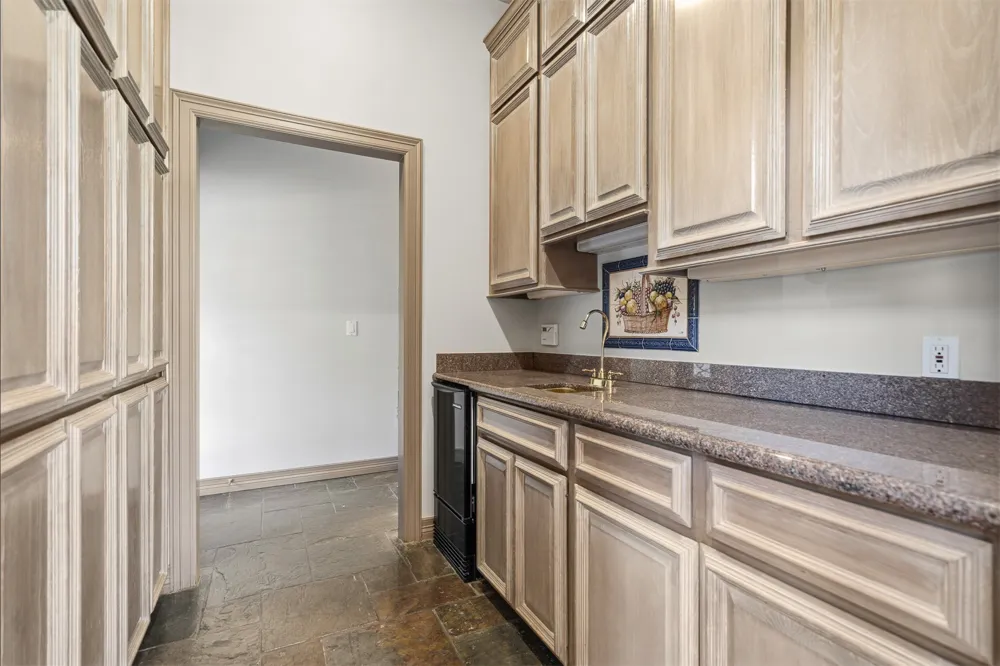 624 Sunset Drive SW Ardmore, OK 73401